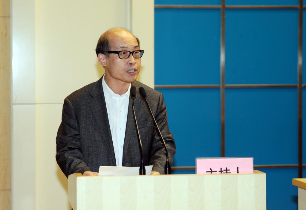 省职教学会常务副会长王晓江主持仪式