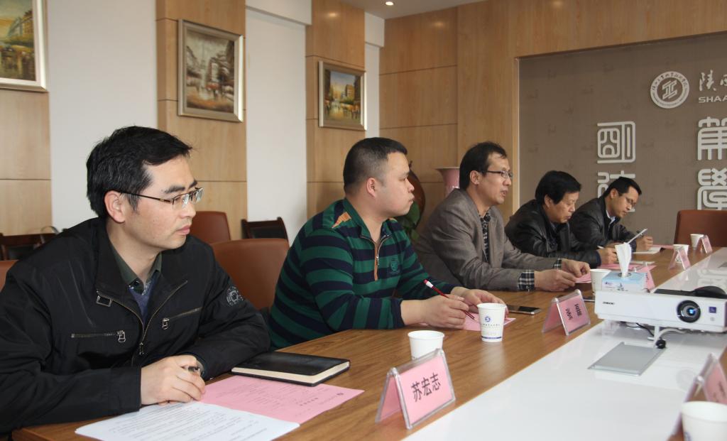 教务处、财务处、机械工程学院等相关同志参加座谈