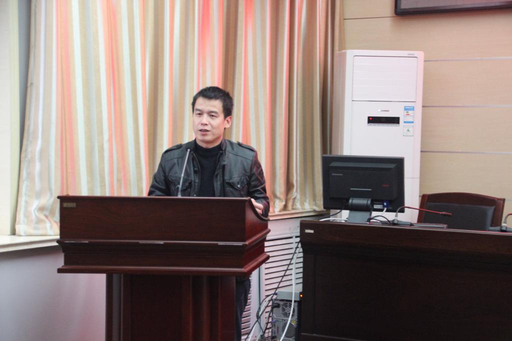 袁伟副院长主持会议