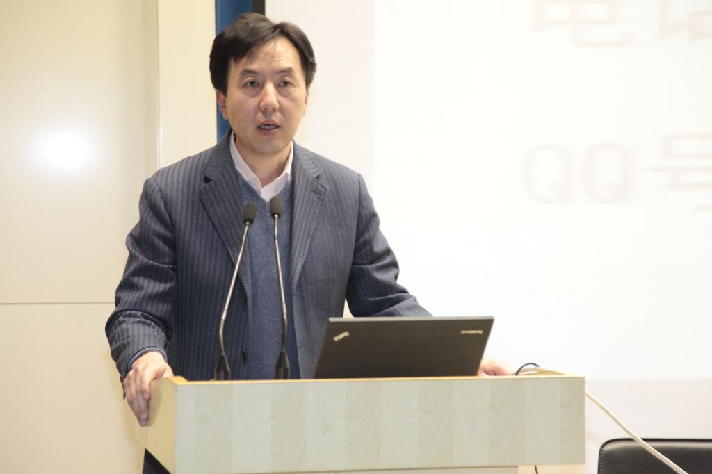 副院长王津发表讲话